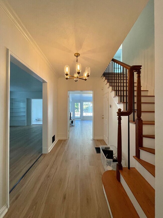 Foto del edificio - 1055 Winston Ave