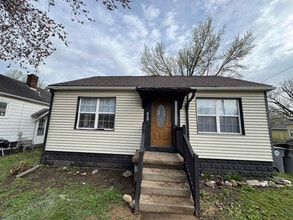 Building Photo - 1052 Covert Ave