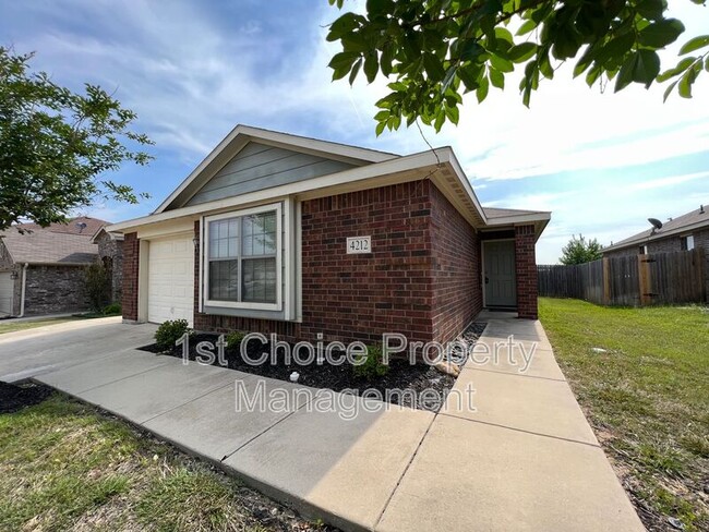 Building Photo - 4212 Mantis St