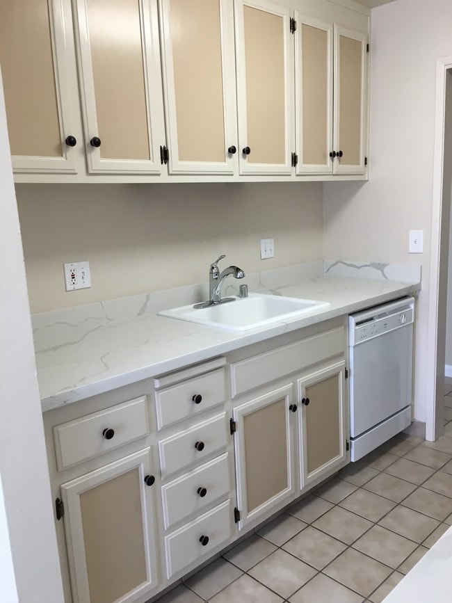 Building Photo - 3560 Jamison Way