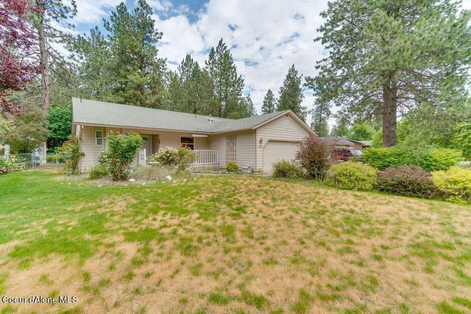 Primary Photo - 1066 S Breezy Way