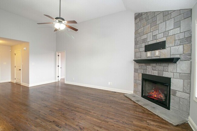 Foto del edificio - 2329 Spike Ct