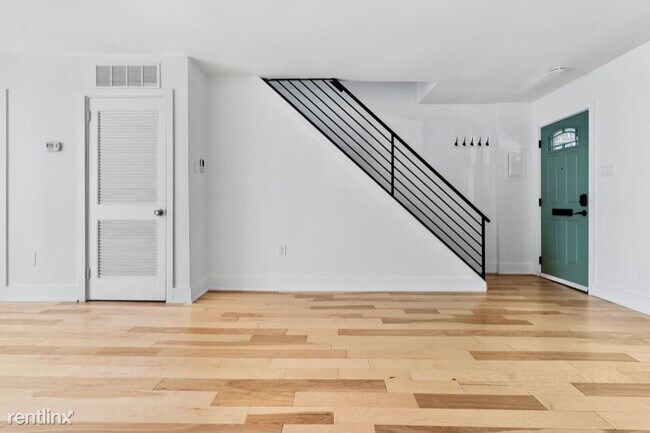 Foto del edificio - 3 br, 1 bath House - 1401 E Susquehanna Ave