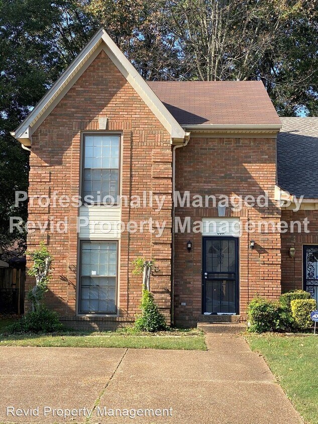 Primary Photo - 3003 Charlestowne Pl