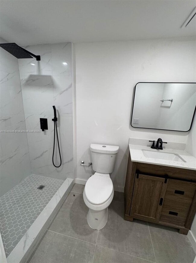Foto del edificio - 252 E 36th St