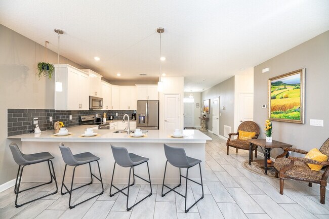 Building Photo - 9030 Stinger Dr