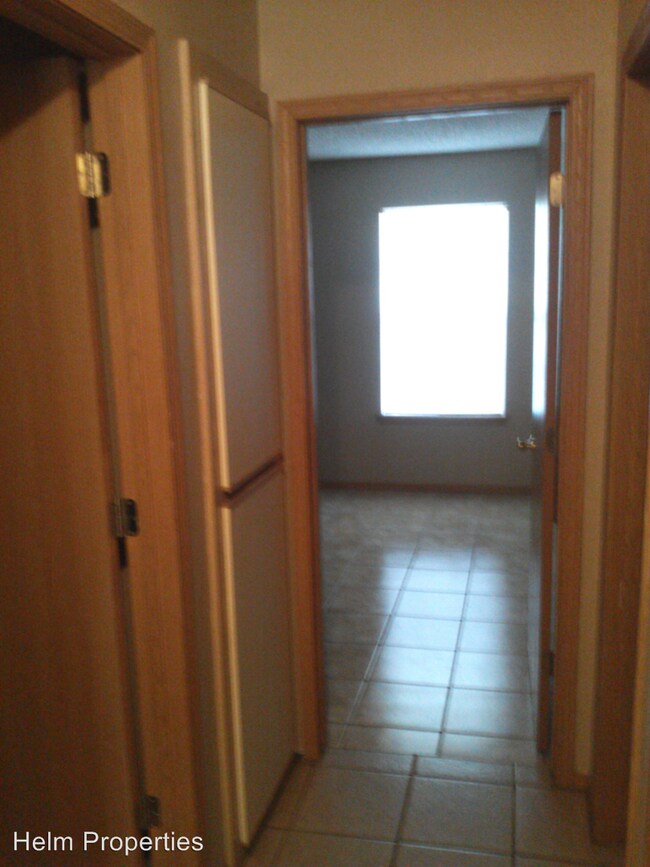 Foto del edificio - 407 E Rodgers St