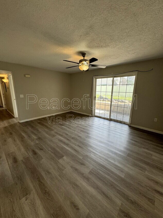 Foto principal - 1281 W 1480 N St