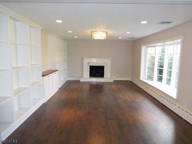 Building Photo - 105 Powerville Rd