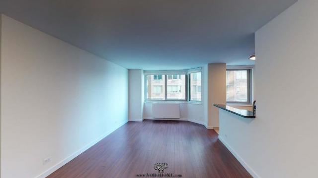 Foto del edificio - 3 bedroom in New York NY 10016