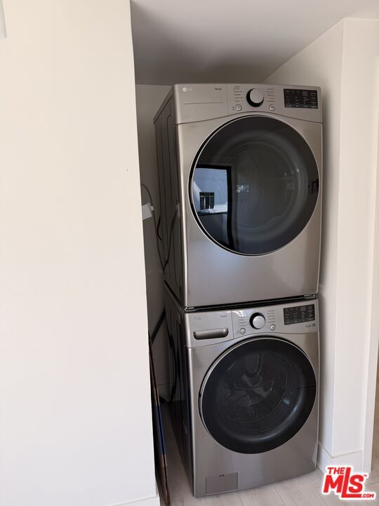 Building Photo - 1609 Veteran Ave