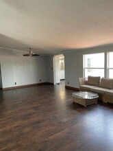 Building Photo - 443 FM547