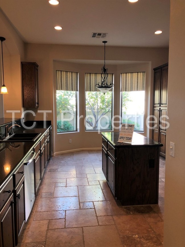 Foto del edificio - Beautiful 2 Bedroom Home In Seville!