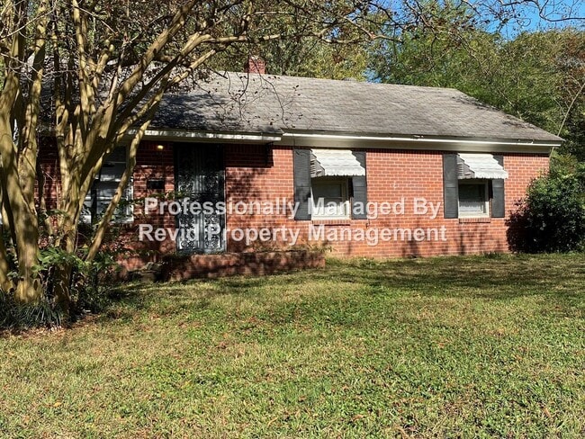 Photo - Large 3 bedroom home!