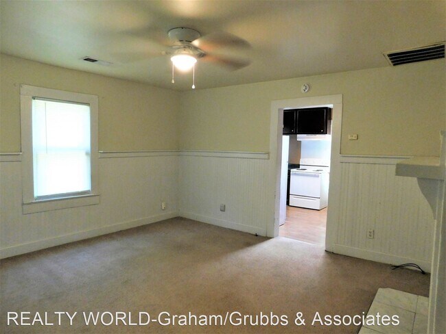 Building Photo - 1 br, 1 bath House - 13700 Old McColl Road