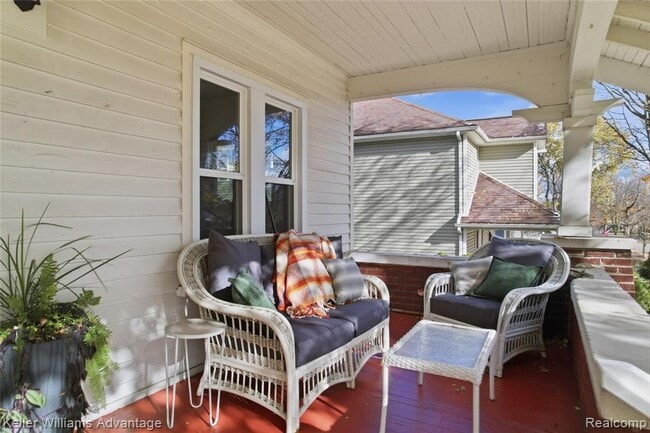 Building Photo - 101 Base Line Rd