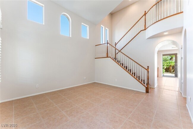 Foto del edificio - 600 El Loro St