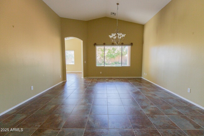 Building Photo - 2270 E Aloe Pl