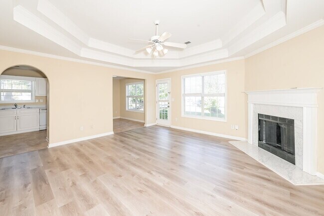 Foto del edificio - 3463 Summit Creek Ln