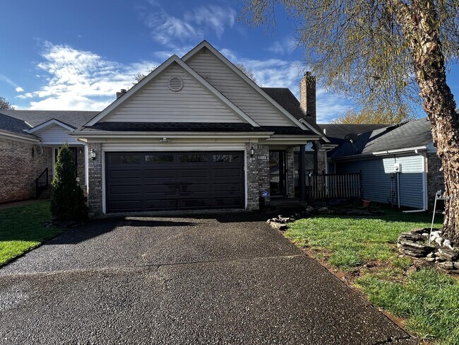 Foto del edificio - 8112 Cloudcroft Ln