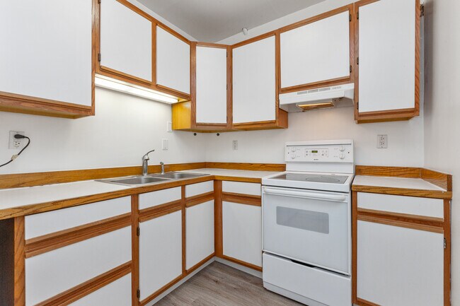 Foto del edificio - 2144 Waverly Pl N