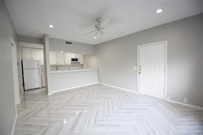 Foto del edificio - 3626 Prescott Ave