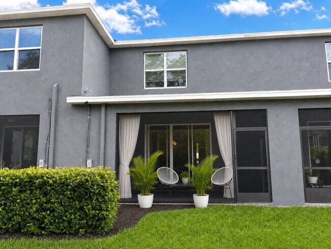 Foto del edificio - 6604 Serenity Fall Ln