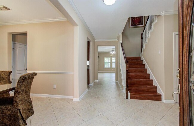 Building Photo - 7307 Love Creek