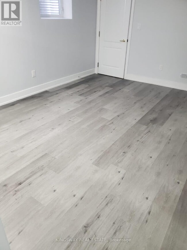 Building Photo - 23 Catchfly Crescent