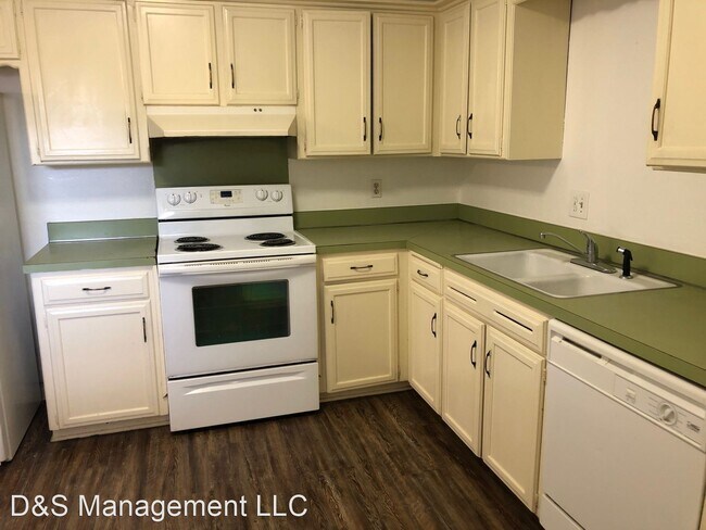 Foto del edificio - 2 br, 2 bath House - 4712 NW 26th St