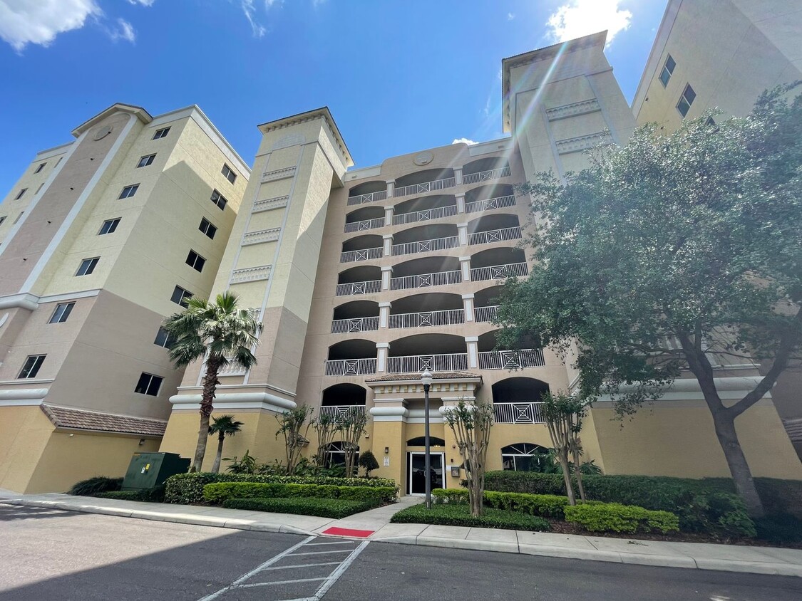 Primary Photo - 3 Bedroom/2 Bathroom 6th floor unit at Pro...