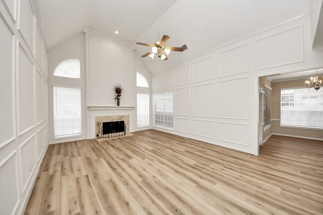 Foto del edificio - 4418 Bermuda Dr