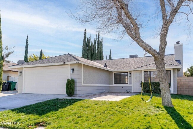 Foto del edificio - 514 E Ave J 9