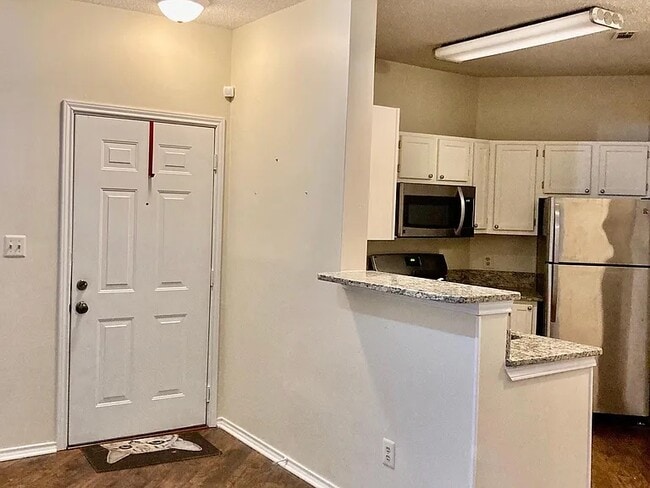 Building Photo - 4409 Sedgehurst Dr