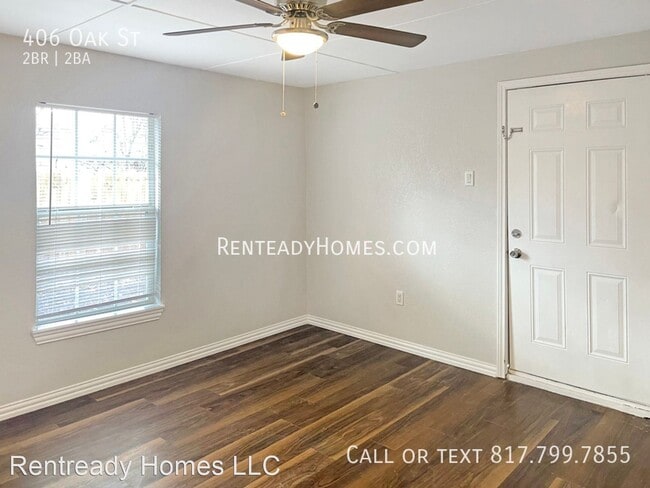 Foto del edificio - 2 br, 2 bath House - 406 Oak St