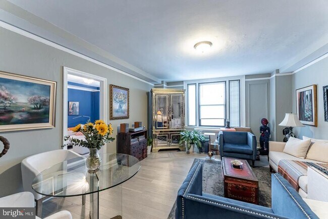 Foto del edificio - 2031 Locust St