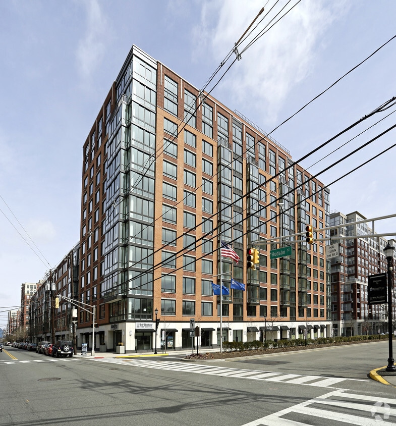 Maxwell Place Apartments Hoboken, NJ