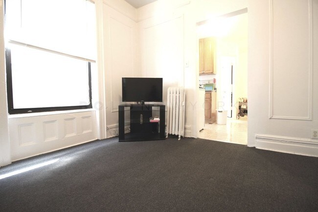 Foto del edificio - 117 E 96th St