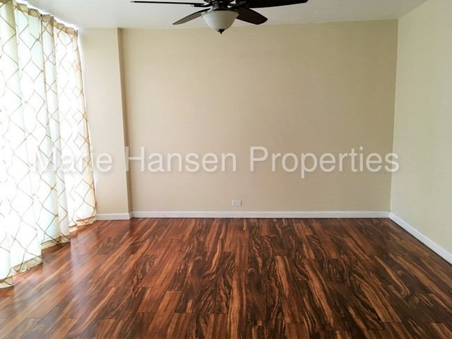 Building Photo - Diamond Head Hillside 2BR/1BA/1PK