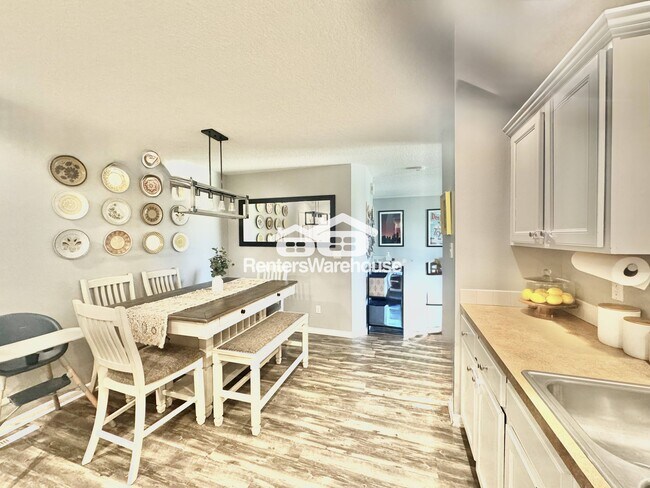Foto del edificio - 832 SW Springfield Dr