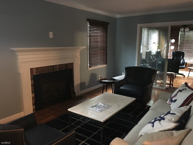 Foto del edificio - 3 br, 3 bath House - 313 Glen Ave