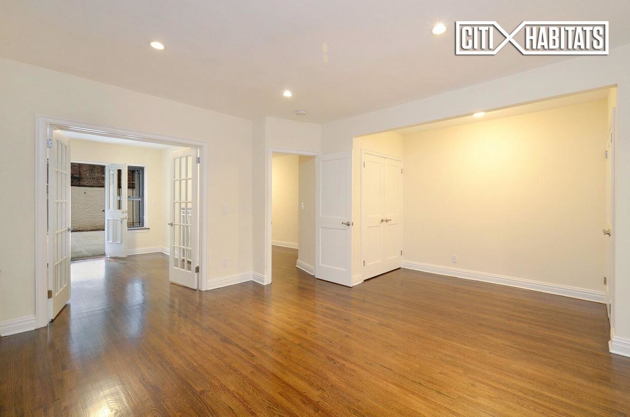 Primary Photo - 37 W 71st St