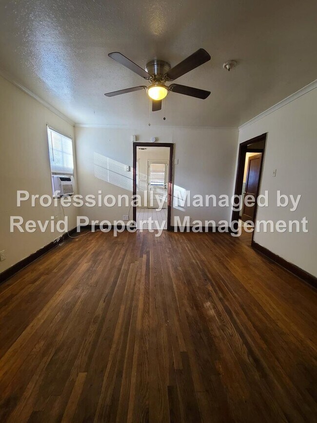 Foto del edificio - 2039 Brookline Rd