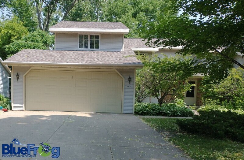 Primary Photo - 2435-2437 Remington Rd