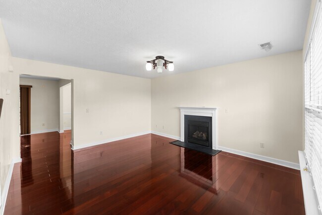Foto del edificio - 7020 Timber Oak Dr