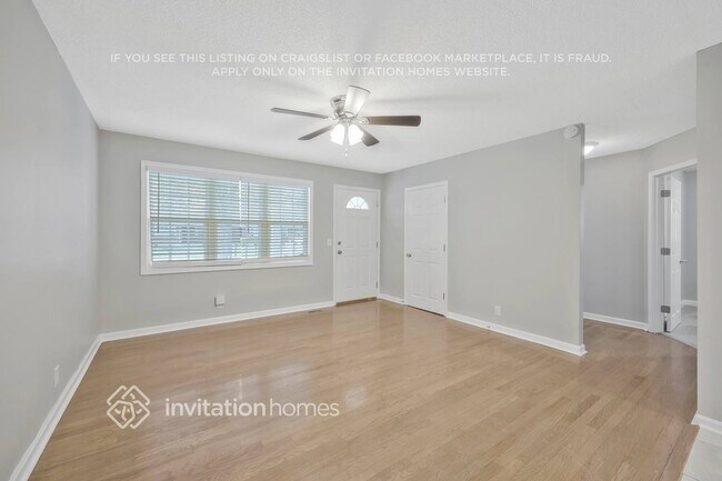 Building Photo - 302 Nix Dr