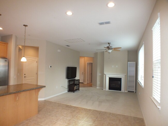 Foto del edificio - 55+ Eskaton Placerville 2/2 corner lot unit!