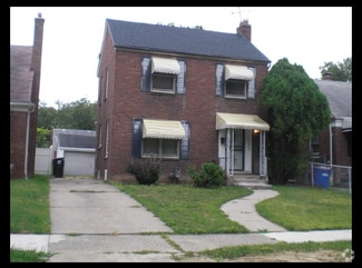 Building Photo - 11682 Glastonbury Ave