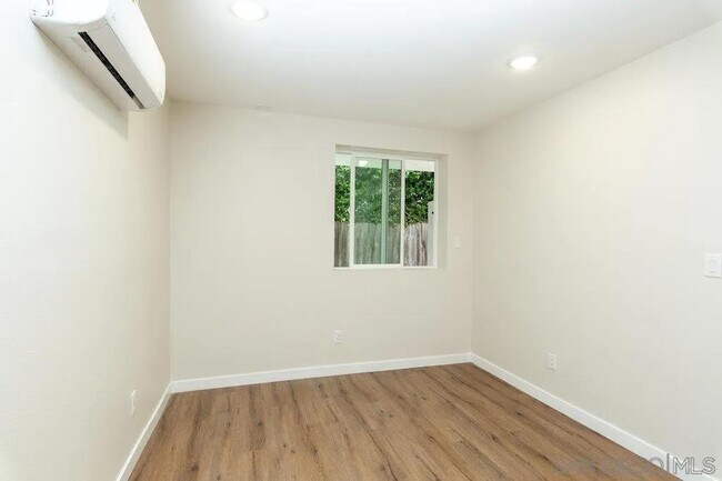 Foto del edificio - 1642 C Ave