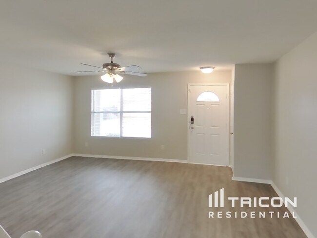 Foto del edificio - 1601 Vineridge Ln